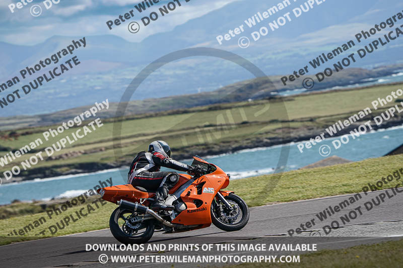 anglesey no limits trackday;anglesey photographs;anglesey trackday photographs;enduro digital images;event digital images;eventdigitalimages;no limits trackdays;peter wileman photography;racing digital images;trac mon;trackday digital images;trackday photos;ty croes